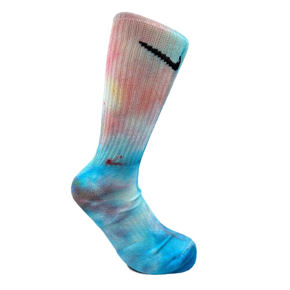 Nike Cotton Candy Ice Dyed Crew Socks - Picture 2 of 7